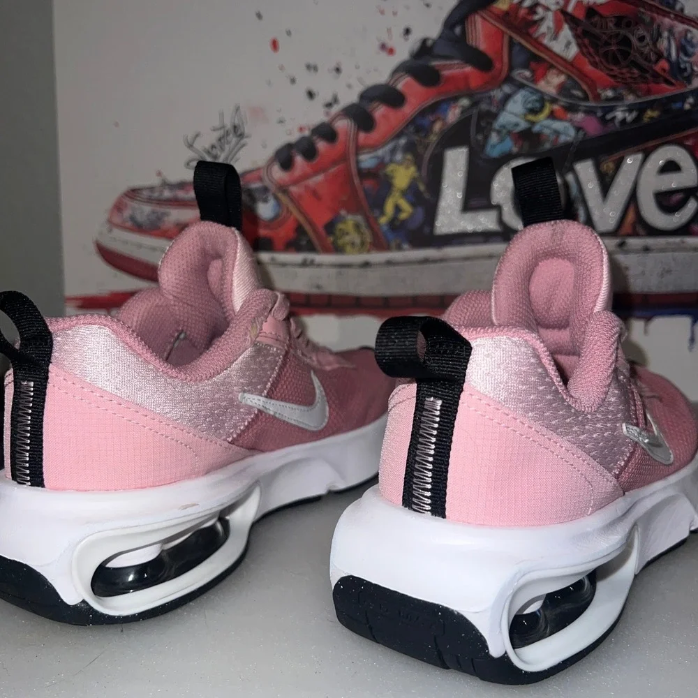 Nike Air Max INTRLK Lite Kids 2Y Pink Excellent DH9394-601 Athletic Sneakers